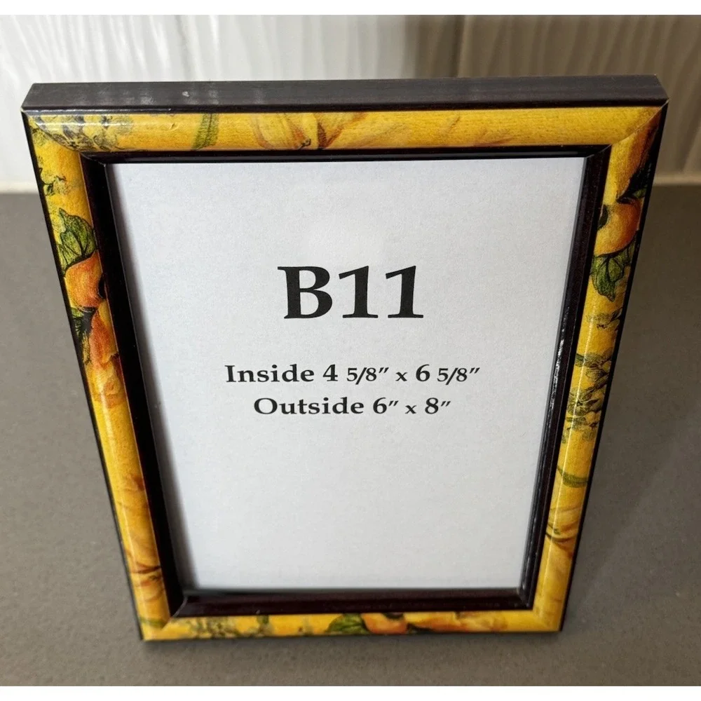 Lot of 3 Beautiful Glass & Wood Floral Design Picture Frame Pressed Flowers GUC